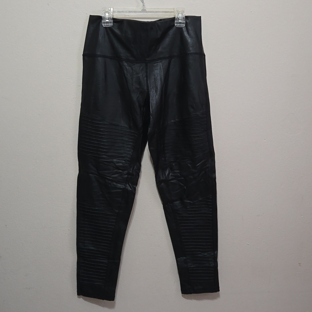 Women's 7 for all mankind Black Faux Leather Pants size L